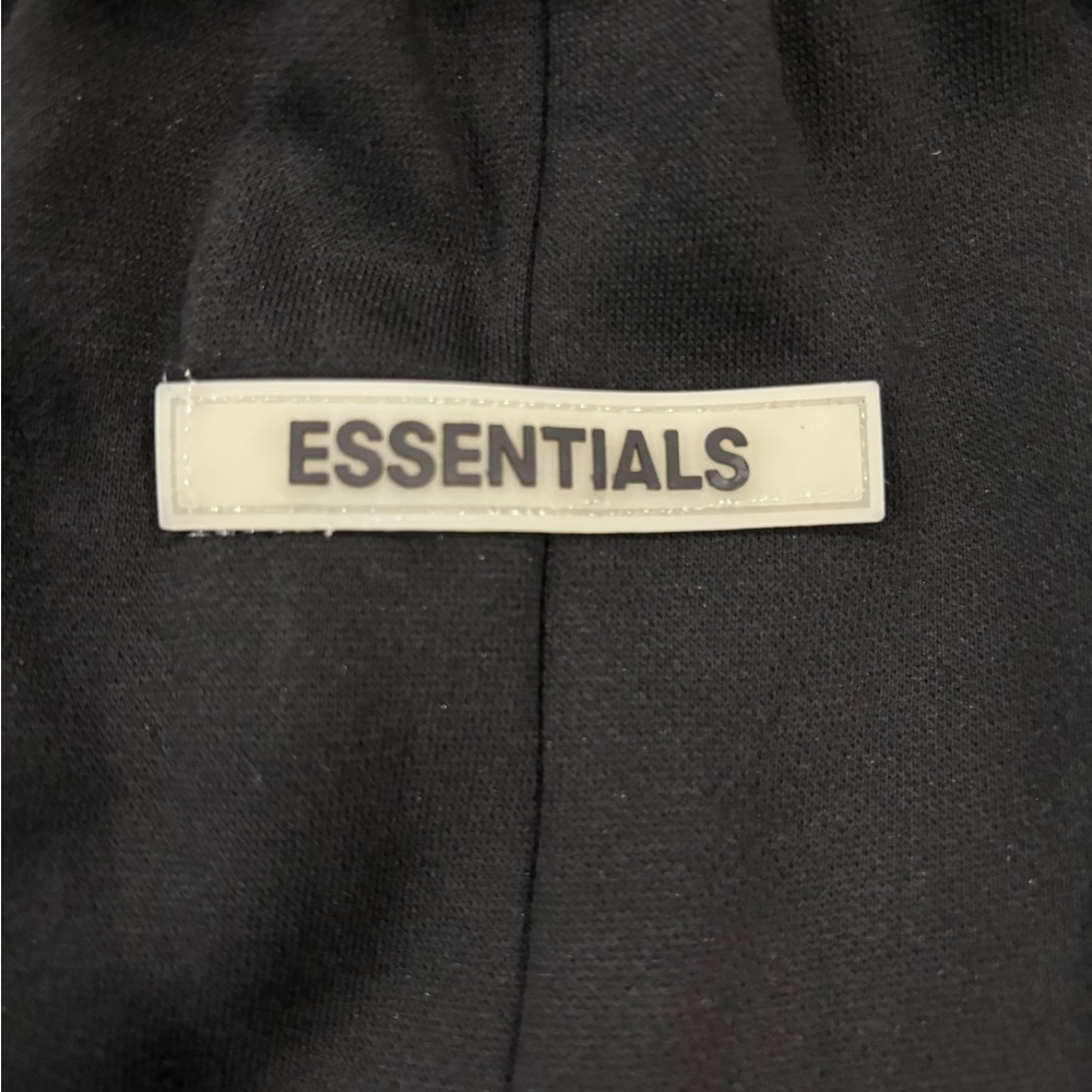 Essentials Sweatpants - Picture 2 of 4
